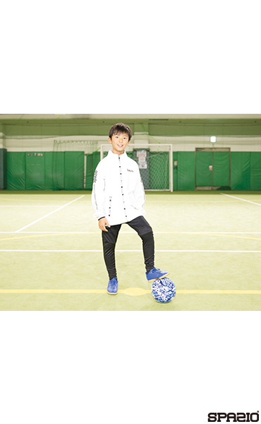 ジュニアエステルリップニットパーカー