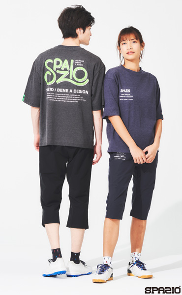 バックプリントTシャツ