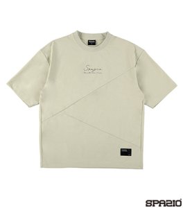 オーバーサイズアシンメトリーTシャツ